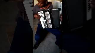 Track 10 Qhomane