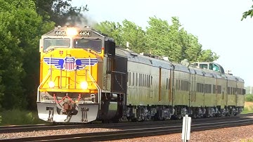 Union Pacific OCS Train 4K