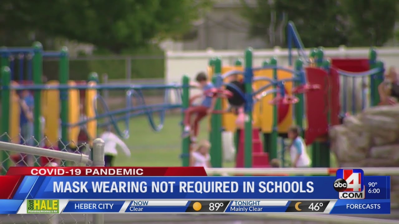 Teacher fears returning to school without mandatory mask policy - YouTube