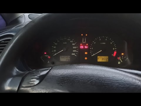 Замена лампочки стоп
