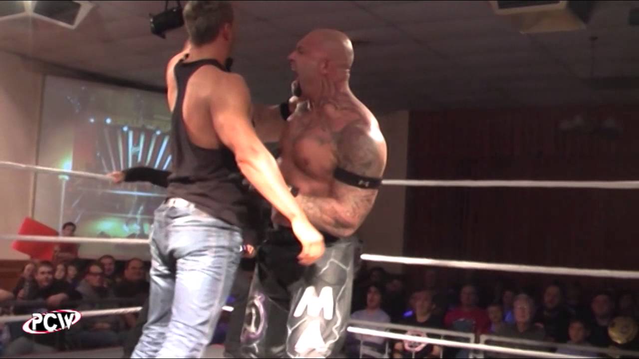 Massive Wrestling Chokeslam! YouTube