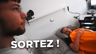 On S’INCRUSTE chez des gens...