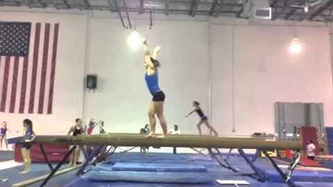 Danielle Ferrante Switch Leap Split 3/4