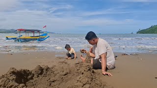 KESERUAN PERJALANAN KAK ARSA KE PANTAI GEMAH TULUNGAGUNG HARI MINGGU TANGGAL 1 JUNi 2025