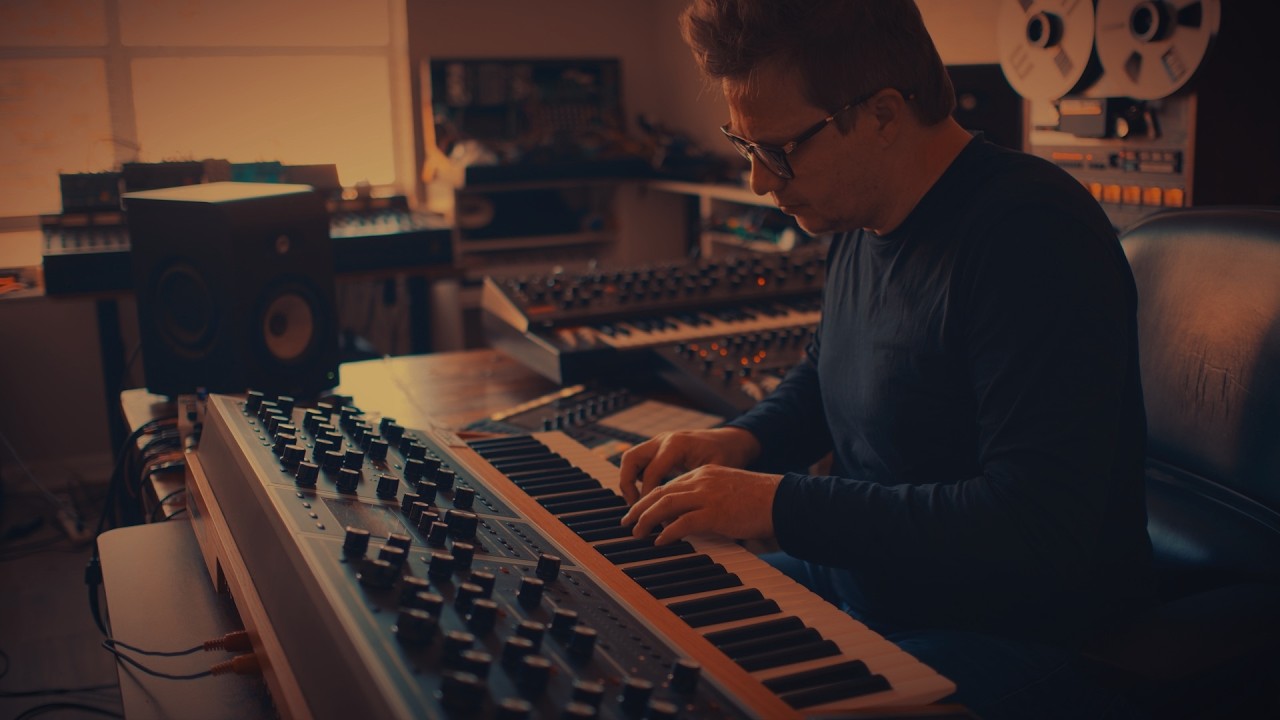 The Day the Horizon Moved – Analog Ambient Escape