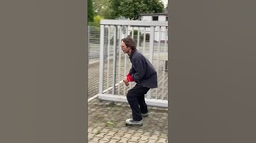 Finding a skatepark in streets #shorts Jo Zenk