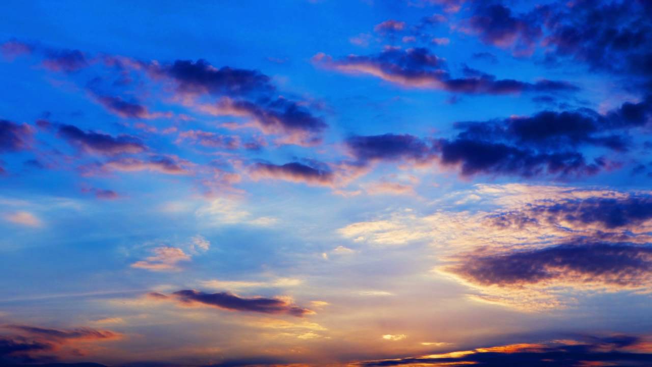 Video nền đám mây di động phản chiếu ánh nắng là một tác phẩm nghệ thuật tuyệt vời mang đến cho bạn cảm giác yên bình và tràn đầy năng lượng. Hãy dừng lại và tận hưởng khoảnh khắc đầy ý nghĩa này.