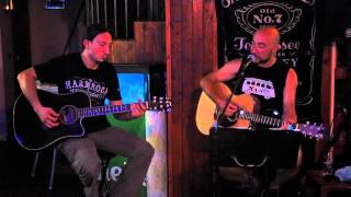 Vanovra - Nel naufragio (Io?Drama Acoustic Cover) Live at Happy Hour 08/08/2015