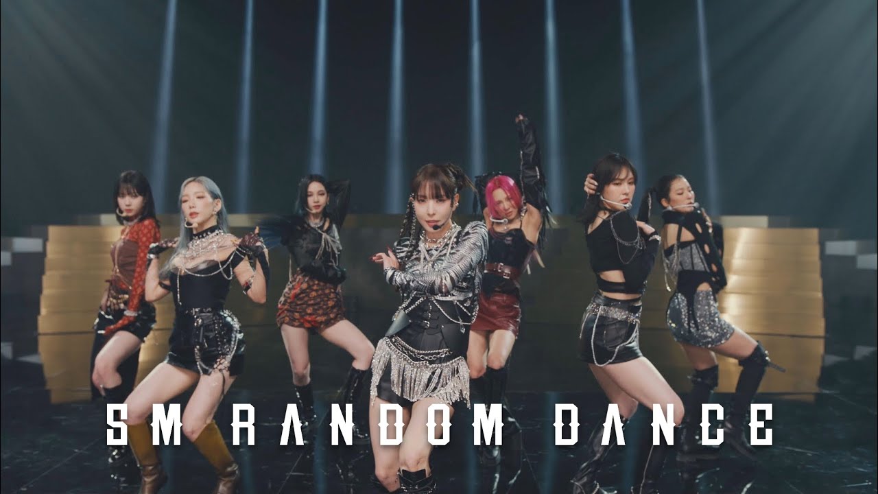 SM RANDOM PLAY DANCE