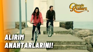 Selin, Aliye Bilet Sürmeyi Öğretiyor - Güneşin Kızları 38.Bölüm