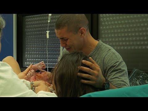 Video: Dos e cosa non fare per papà durante il parto