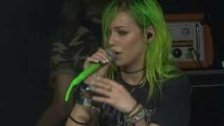 Video thumbnail of "Tonight Alive - "Breaking & Entering" (Live in Anaheim 11-21-13)"