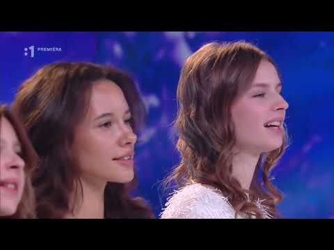 Smola a Hrušky - Vianočný Hlas (feat. Symf. Orchester SRO, Evelína Kokošová a Detský a Dievč. Zbor)