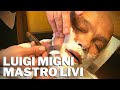 Il barbiere professionista Luigi Migni riceve il rasoio del Mastro Livi Official Club 2018