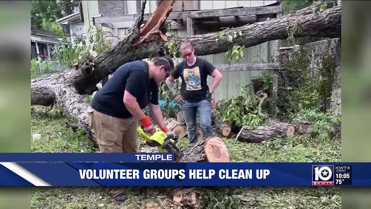 Wake Up Temple volunteer group helping residents in need after ...