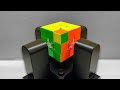 This robot can solve a rubiks cube asmr