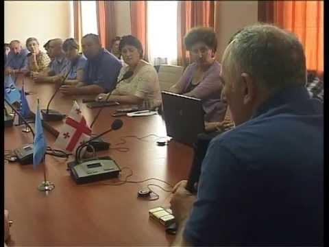 საქართველოს განათლების სამინისტროს წარმომადგენლები შოთა მესხიას ზუგდიდის სასწავლო უნივ..