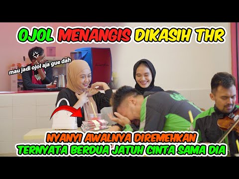 Ojol menangis dikasih THRNyanyi Awalnya DiremehkanTernyata berdua Jatuh cinta sama dia#prank #ojol