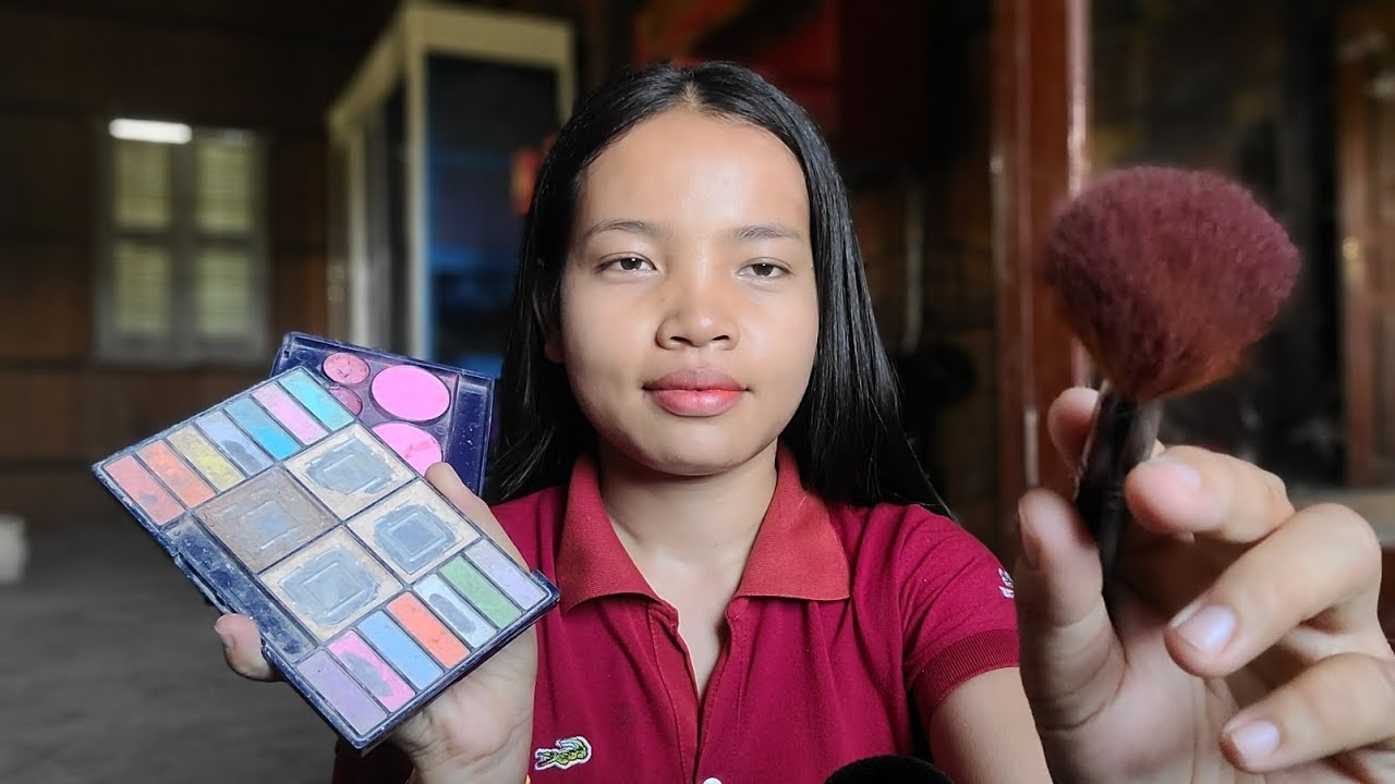 ASMR DOING YOUR MAKEUP ROLEPLAY ON CAMERA 📷 - YouTube