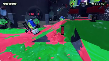 I randomly clipped into the floor?? (Splatoon 2)