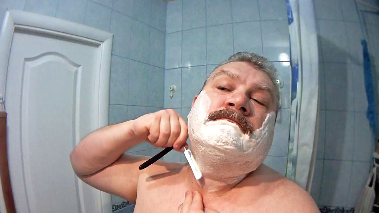 Бритье опасной бритвой J.A.HELLBERG. Eskilstuna. Sweden