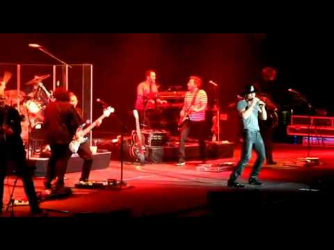 16 Country Road, Tim McGraw -Something Like That -C2C