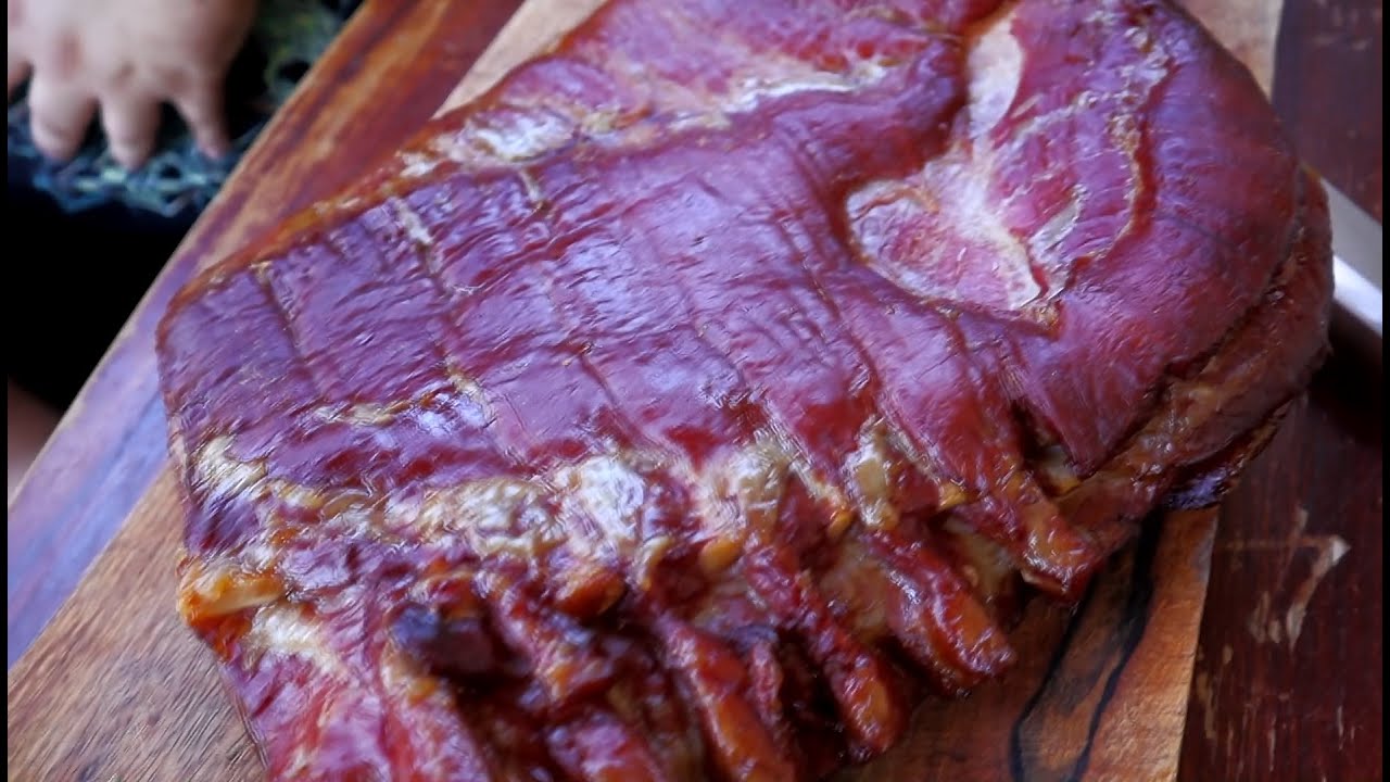 איך להכין בייקון בבית - פשוט מעושן וטעים