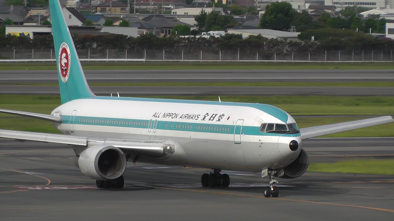 モヒカンジェット 伊丹空港ラストフライト The Last Flightof Mohican Jet In Itami Airport Ana Boeing 767 381 Ja602a Youtube モヒカンジェット 伊丹空港ラストフライト The Last Flightof Mohican Jet In Itami Airport Ana Boeing 767 381 Ja602a Youtube