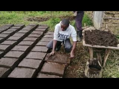 HOW TO MAKE MUD BRICKS TO BUILD HOUSES AND FENCES. - YouTube
