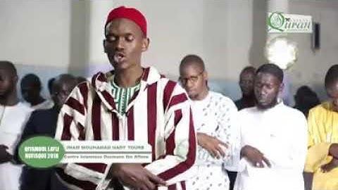 وكأنك تسمع للشيخ علي جابر تلاوه من سورة الحجرات للقارئ محمد الهادي توري