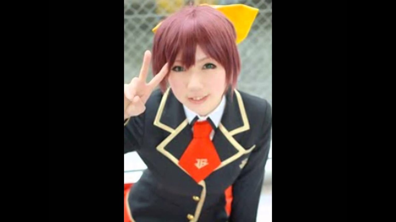 Minami Shimada Cosplays