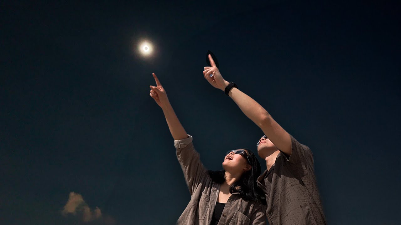 Кемпинг на солнечное затмение в Tesla Model Y