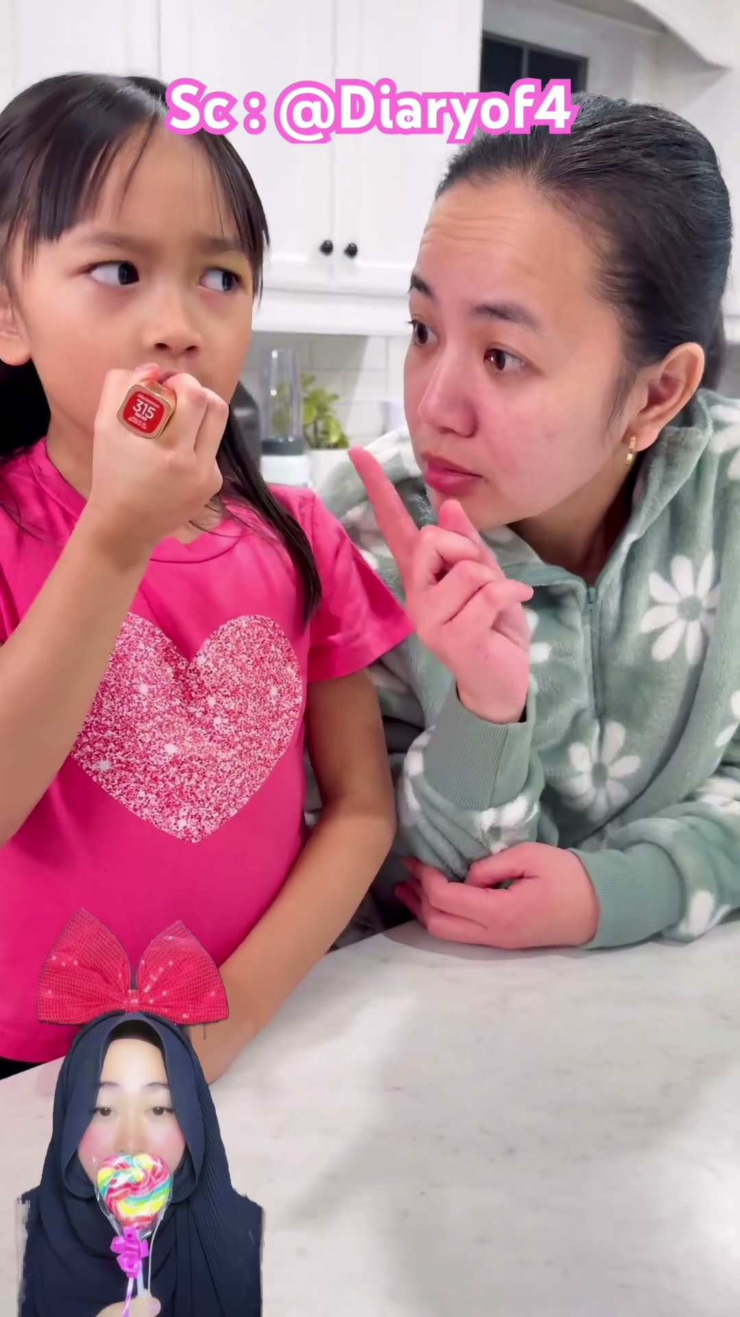 ADEK BELUM BOLEH PAKAI LIPSTIK ⁉️boleh nya mama ?? @Diaryof4 #shorts #funny #dubbing