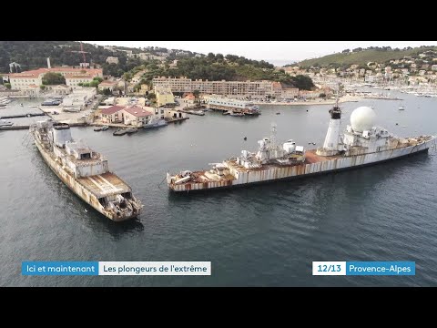 A Saint-Mandrier-sur-Mer, dans le Var, suivi d'une journée d'exercice des plongeurs de bord