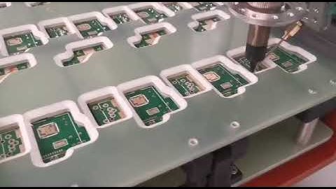 Desktop PCB soldering Robot