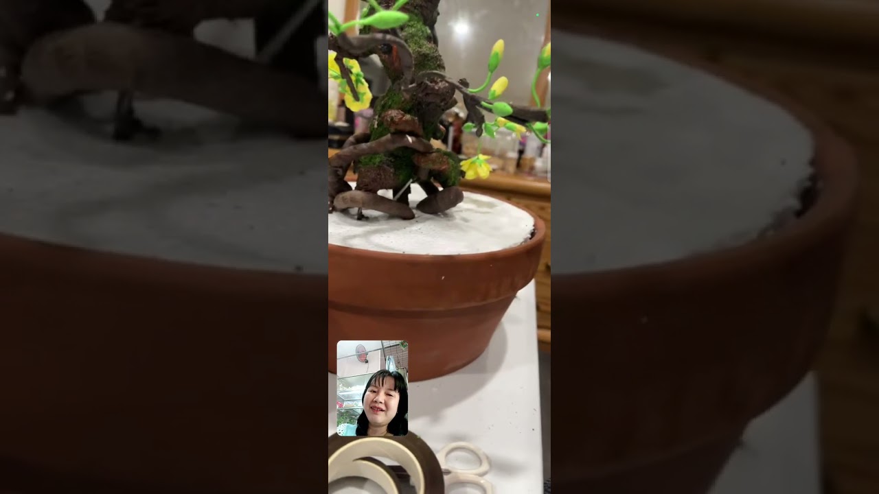 Đồng hành cùng chị học viên học làm hoa đất sét online ở Nước ngoài