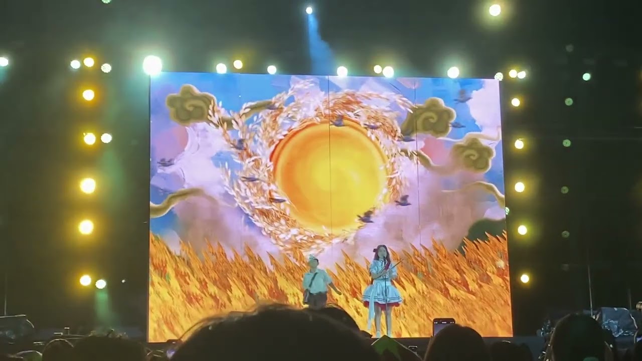 Lượm - Phương Mỹ Chi - School Tour Vũ Trụ Cò Bay