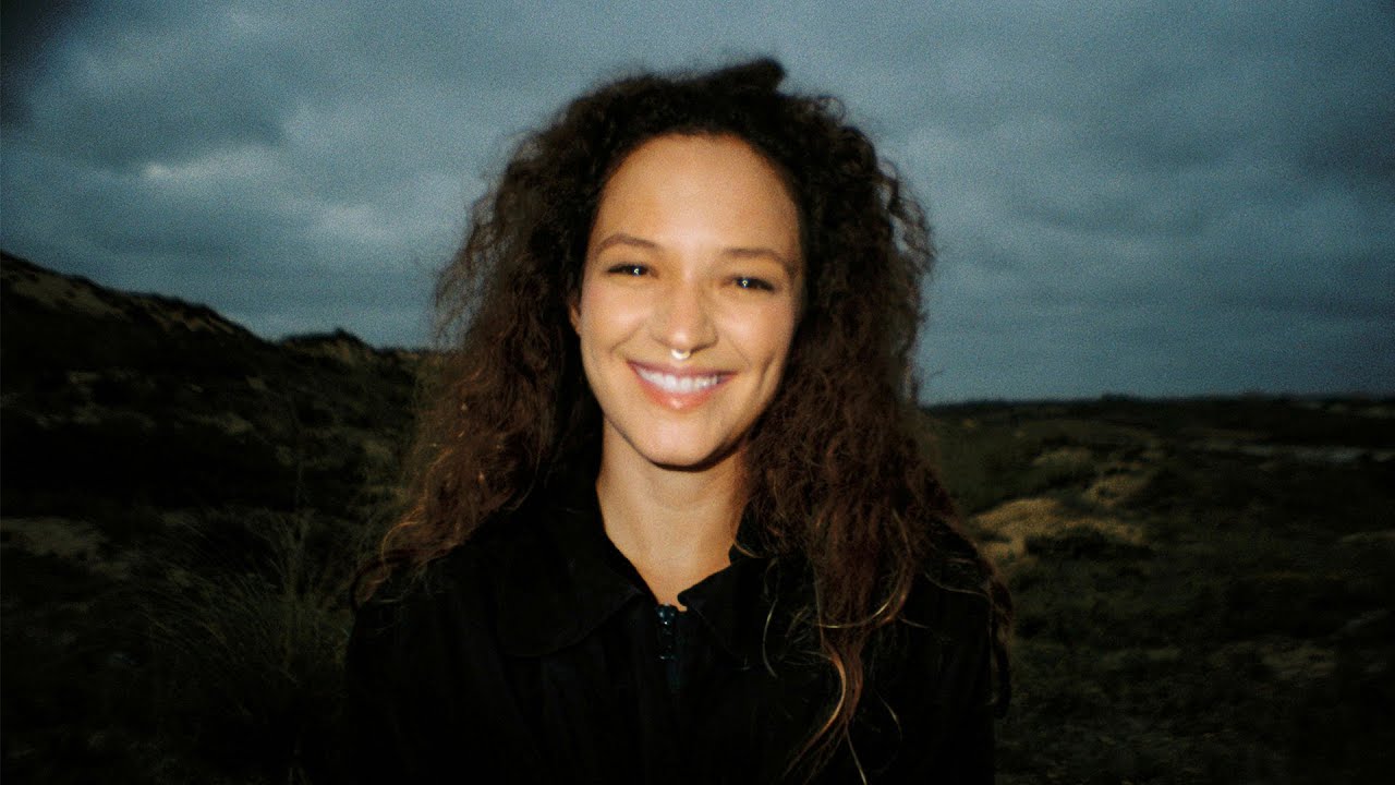 Regardez ela li | Apaixonei sur YouTube Regardez ela li | Apaixonei sur YouTube