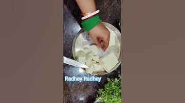 Cutting paneer in triangular shape 👍 #bollywood #hindisong #90severgreen #radhekrishnaa 🪷🙏🪷