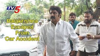 Balakrishna Just Escaped From Car Accident | Anantapur | TV5 News