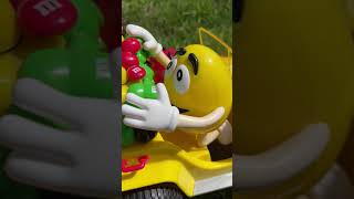 M&amp;M Candy Car by HAPPY PIGS