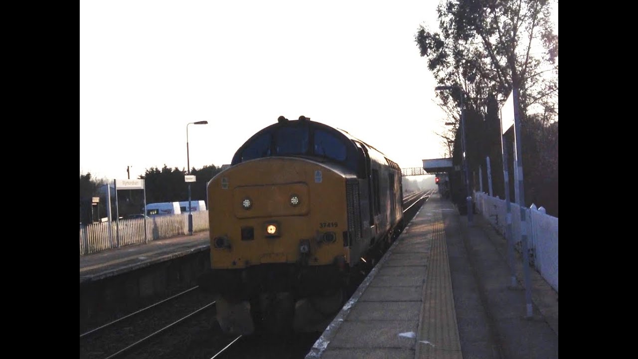 37419 and more at Wymondham 20.3.2015 locomotive breath lyrics