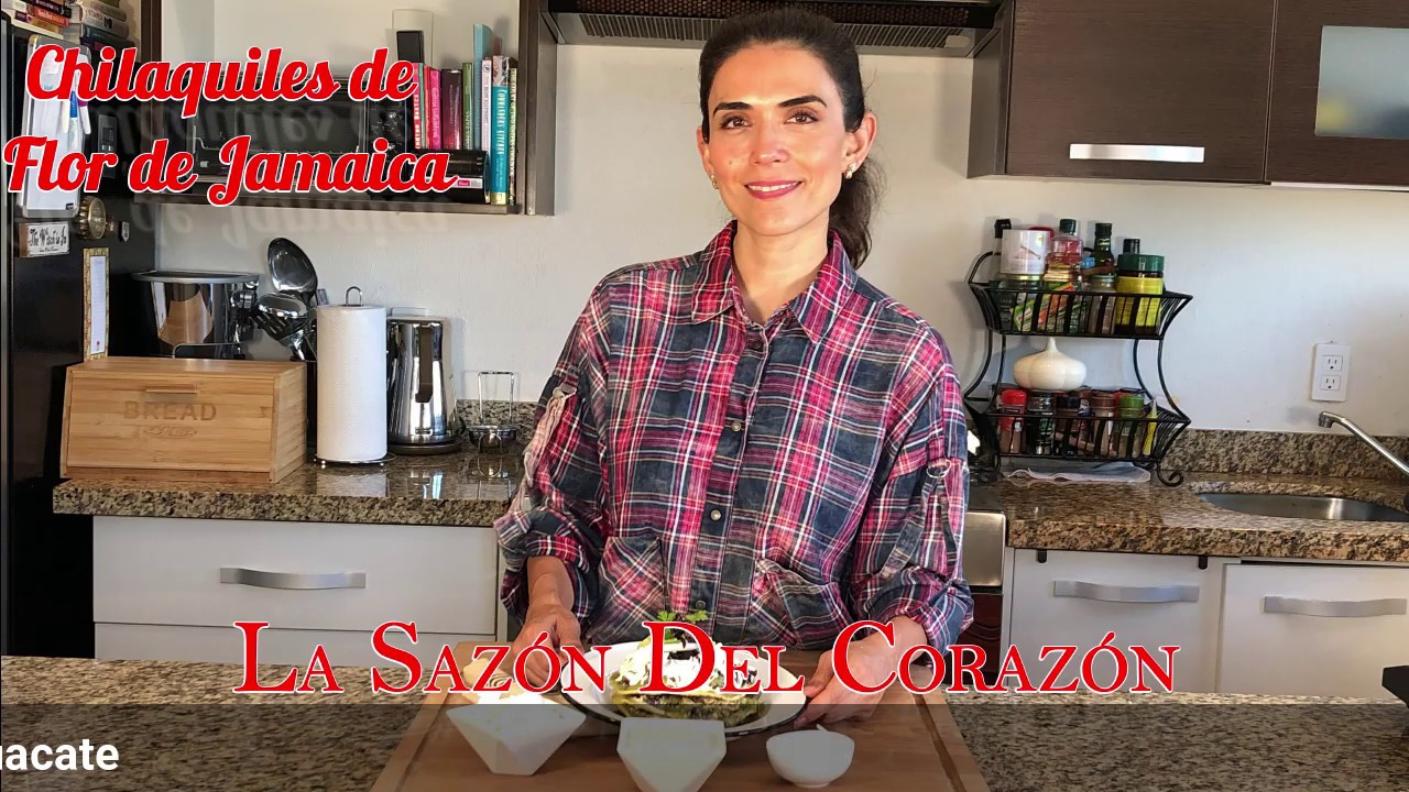CHILAQUILES DE FLOR DE JAMAICA ● Hibiscus Flower Chilaquiles ● Chef Yolo ● La Sazón del Corazón