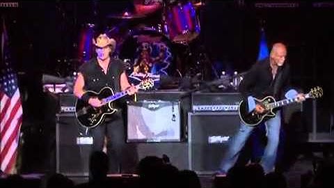 Ted Nugent   Cat Scratch Fever From  Motor City Mayhem