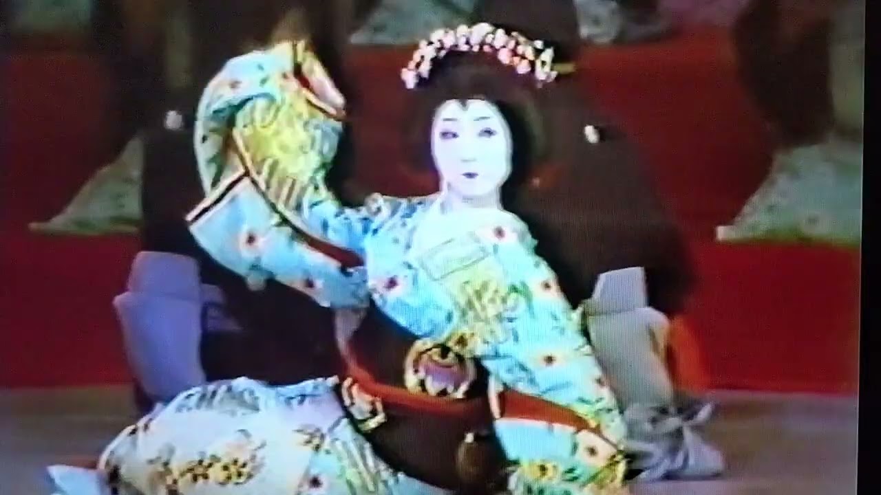 長唄 京鹿子娘道成寺│日本舞踊 - YouTube