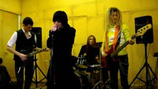 Neumora - Touch It And Hit It