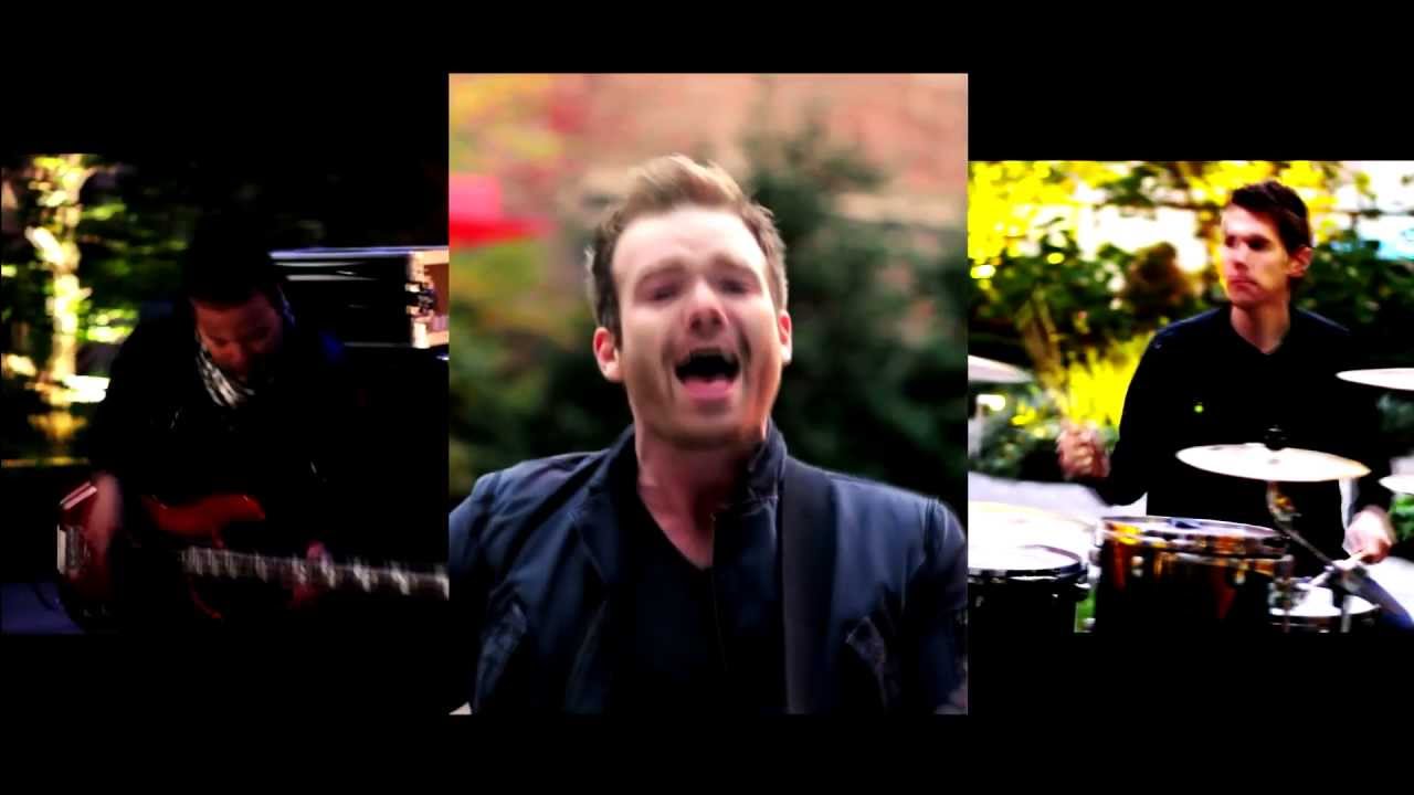 trailer el cuento de las comadrejas Lawrence Trailer - Break It To Me (Official Video)