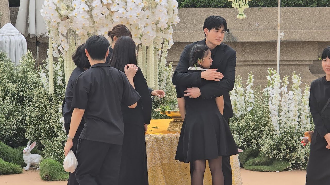 สุดบีบหัวใจ! หน่อง กอดปลอบ น้องวันใหม่ บอย ภัทร์ ลาแม่ทั้งน้ำตา