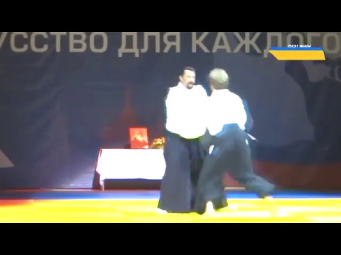 Actual (...and fat) Steven Seagal Aikido demonstration (Moscow 2015).