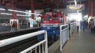 7300 Class Diesel Loco no.7363 Tank transport train passes through Chang-dong Station